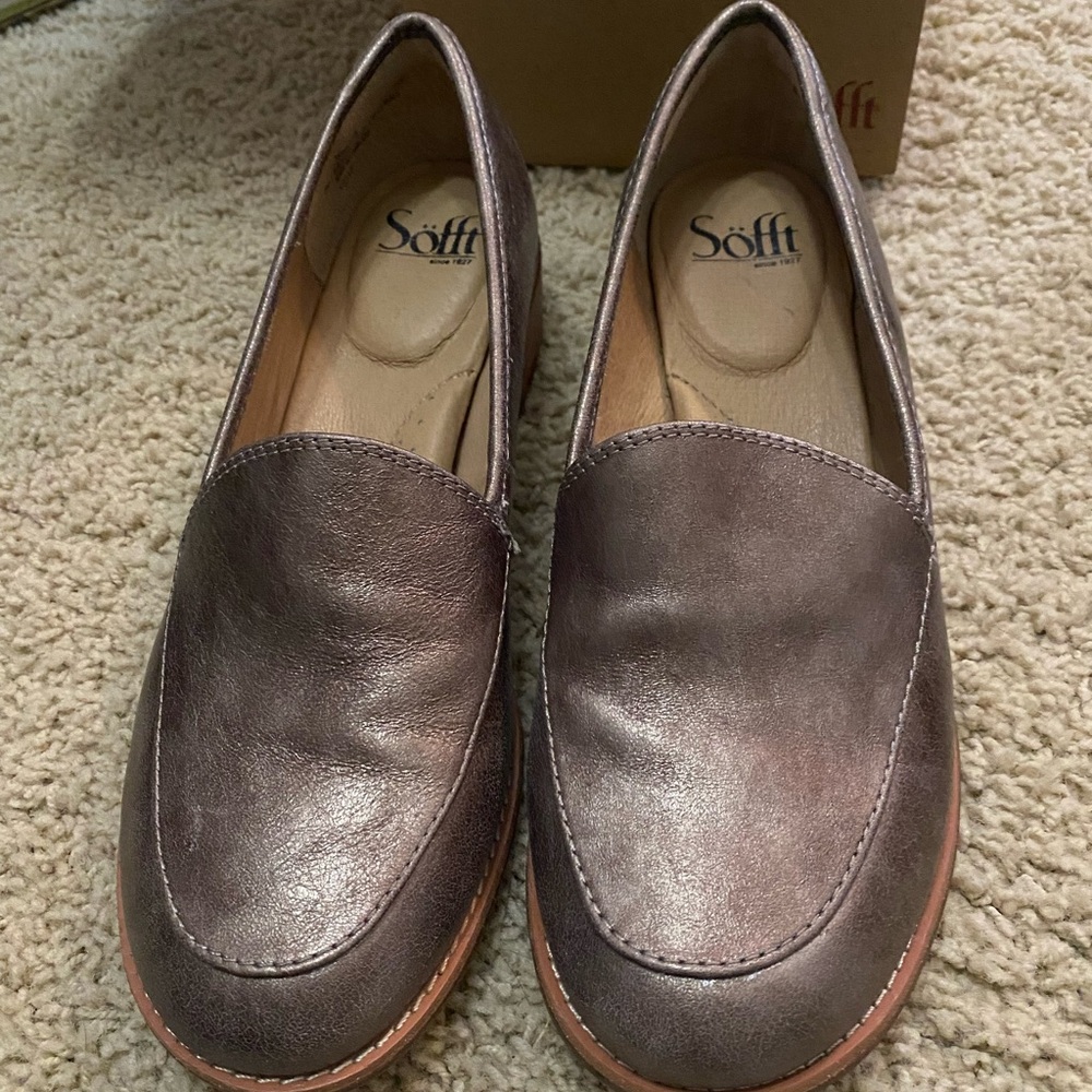 Sofft Napoli bronze loafers. Size 8/39, barely worn, still in box. - Picture 5 of 8